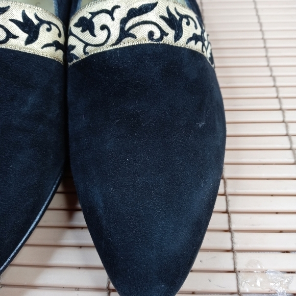 Miss Maud Paris Womens Black Suede & gold Loafers Flats Sz 5.5M. France - Picture 5 of 11
